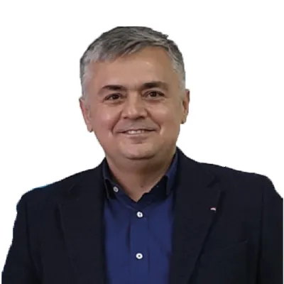 Prof. Dr. Mustafa Yavuz portresi