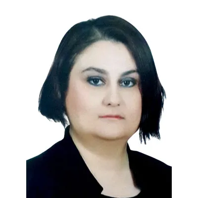 Dr. Öğr. Üyesi Özlem Bayrak Cömert portresi
